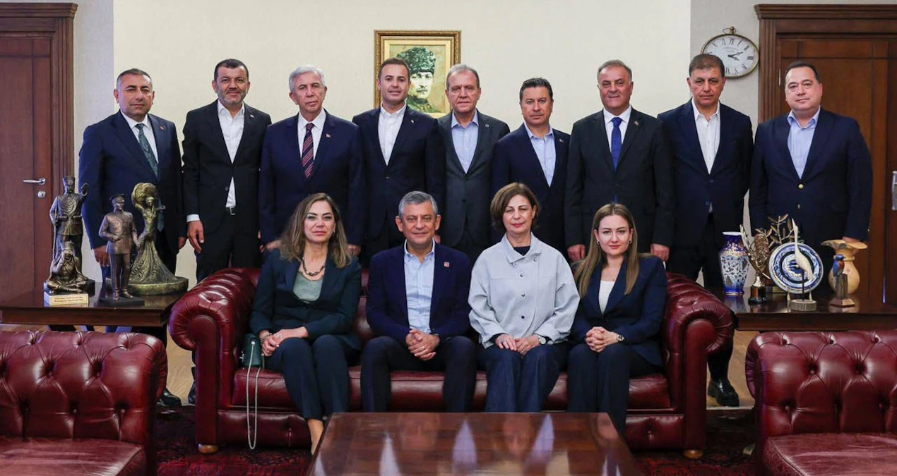 Belediye başkanlarından ‘Özel’in yanındayız’ mesajı!