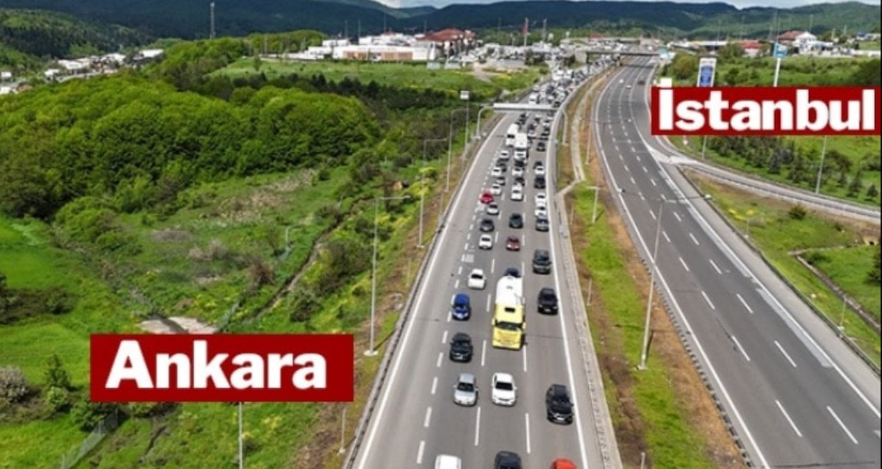 Büyük göç başladı! Tatilciler yola çıktı trafik felç oldu