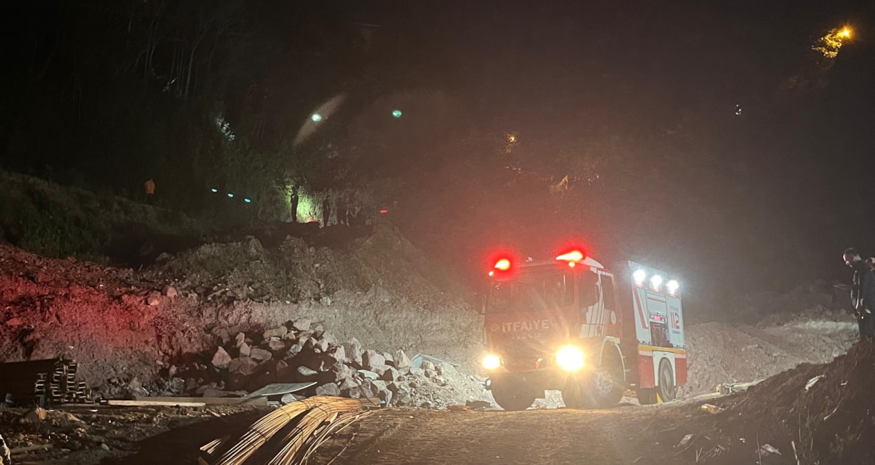 Cezaevinden izinli çıkan koca, eşi ile evde bulunan kadını bıçakladı