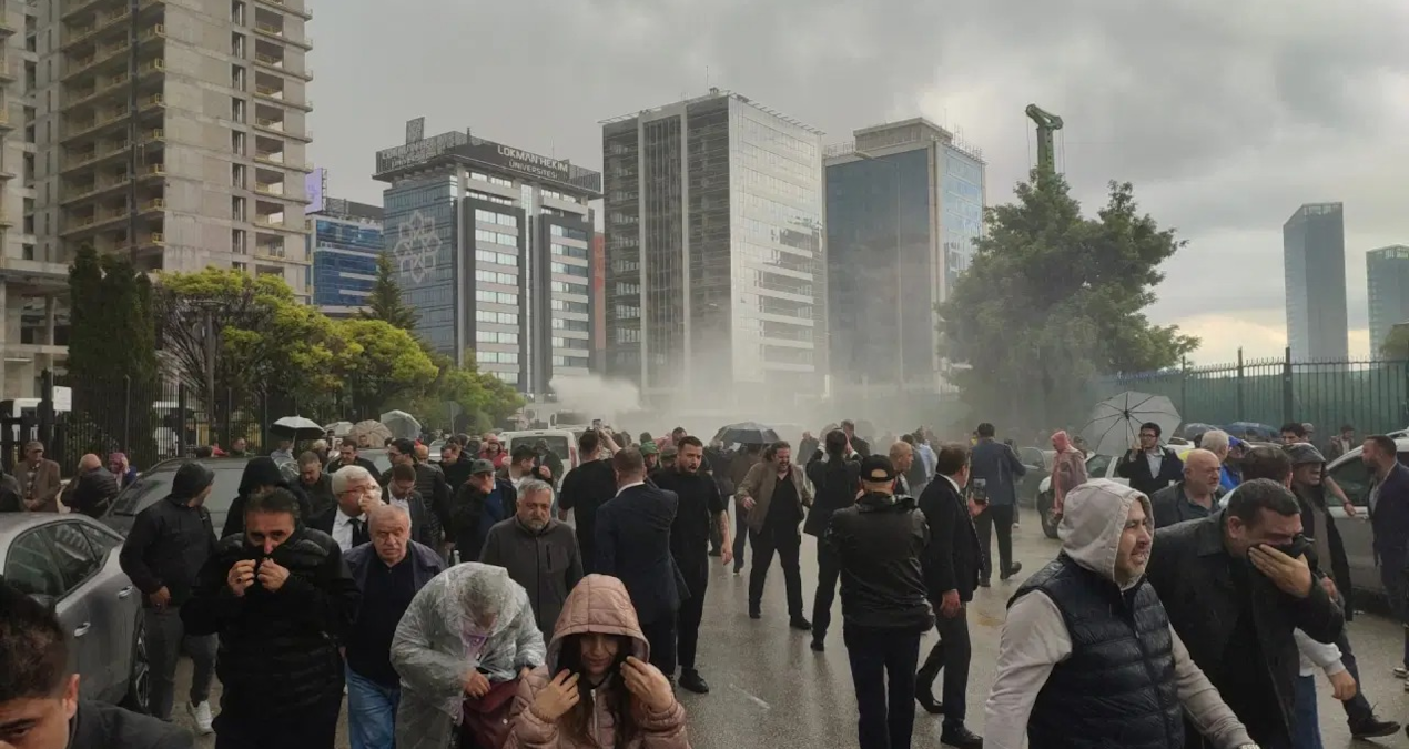 CHP Genel Merkezi’ne yürümek isteyen il başkanlarına biber gazı