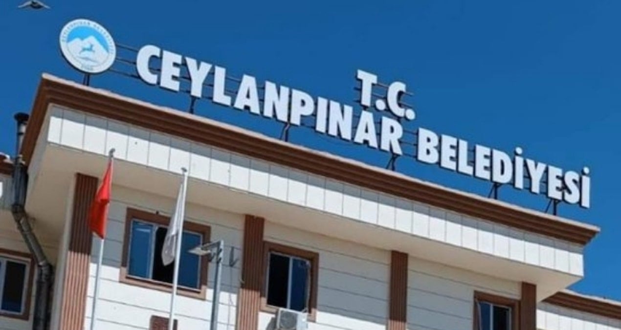 DEM Partili belediyenin konseri bayrak tartışması sonrası iptal edildi