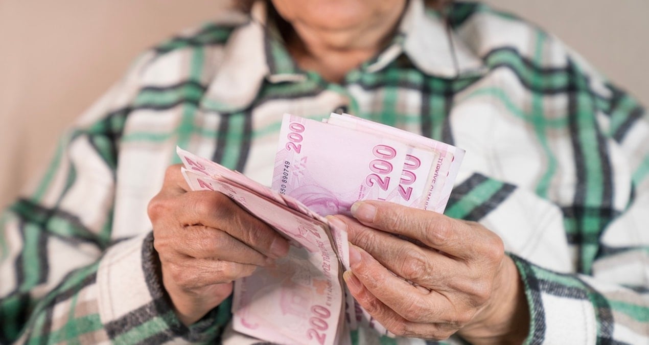 Emeklilere bir darbe de Temmuz zammından