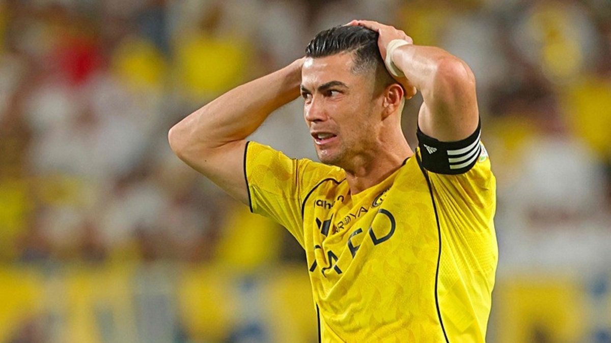 Galatasaray’a transferde Cristiano Ronaldo şoku! O yıldızla bizzat görüştü