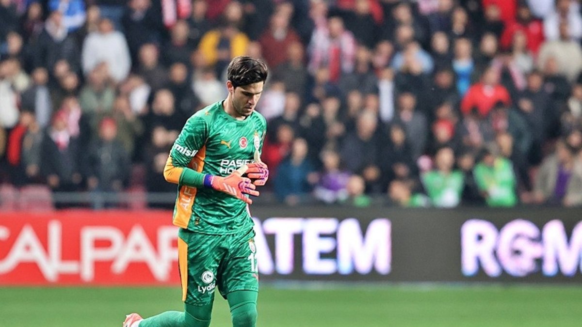 Galatasaray’dan Batuhan Şen Mısırlı.com.tr Fatih Karagümrük’e transfer oldu!