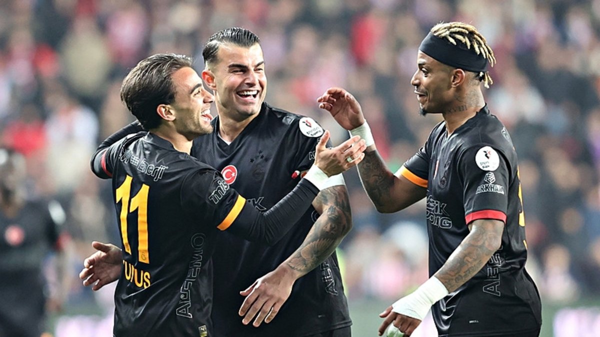 Galatasaray’ın yıldızına Benfica kancası! Transferde dev ısrar