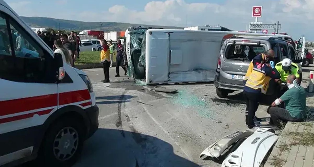 Kilis’te devrilen otomobildeki 7 kişi yaralandı