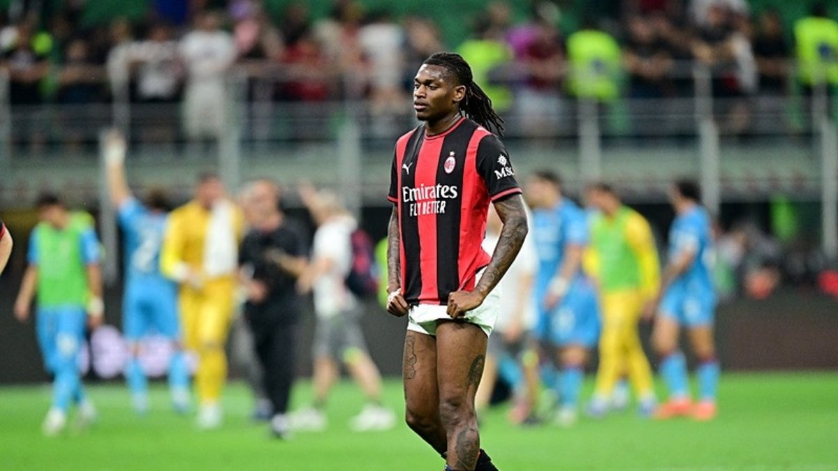 Leao’dan şok transfer kararı! Fenerbahçe ve Galatasaray’ın gündemindeydi