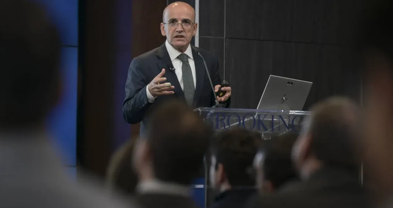 Londra’da Mehmet Şimşek soğuk duş! Butlan kararını öğrenince salonu terk ettiler