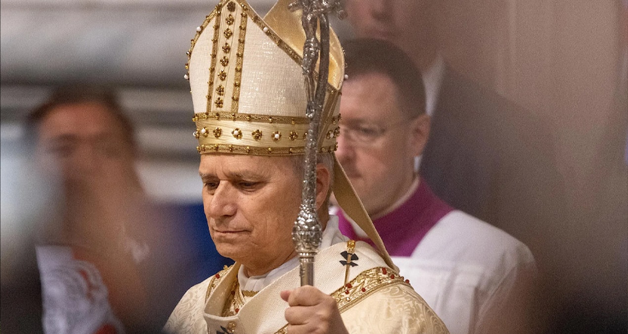 Papa XIV. Leo haçlı seferlerinin temeli olan maddeyi resmen kaldırdı