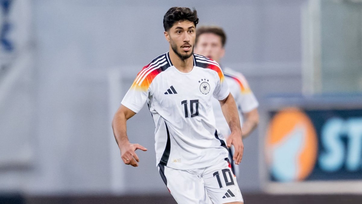 TRANSFER HABERİ: Menajerlerden Galatasaray’a flaş öneri! İşte bonservis bedeli
