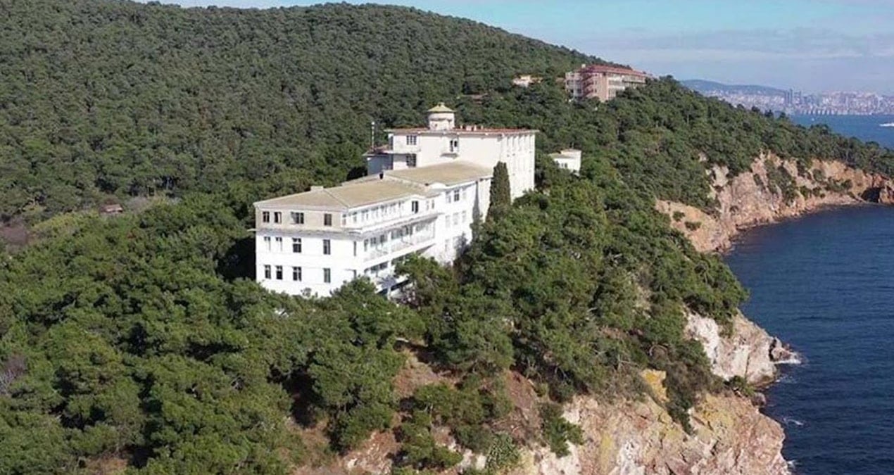 Türkiye’nin ilk pandemi hastanesi Diyanet’e devrediliyor
