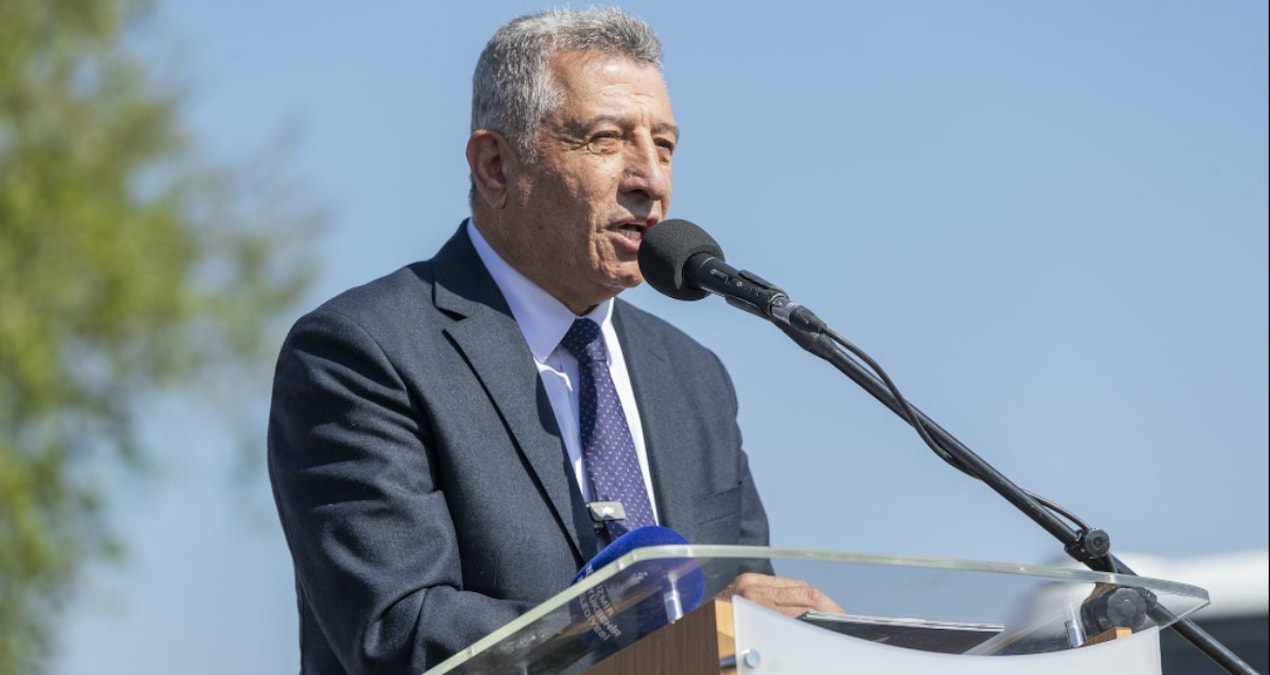 Tutuklu Güzelbahçe Belediye Başkanı Günay görevden uzaklaştırıldı.