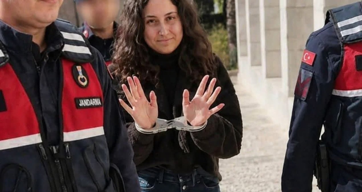 Zeytin dalındaki kelepçeyi çözün, Esra’yı bırakın