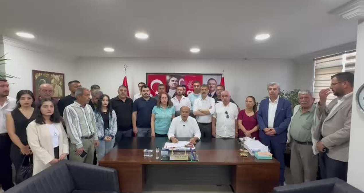 CHP il binasında gergin gece: Butlan ekibi kapıları kırarak girdi