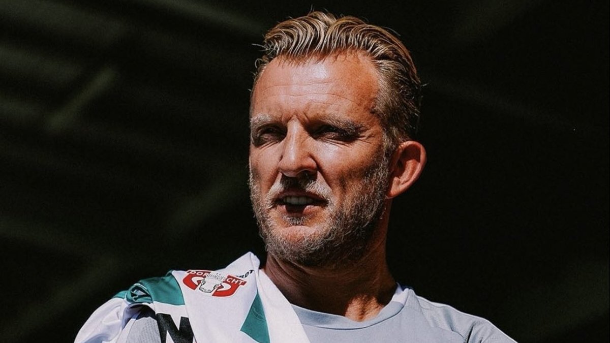 Dirk Kuyt için ses getirecek iddia! Fenerbahçe özür diledi
