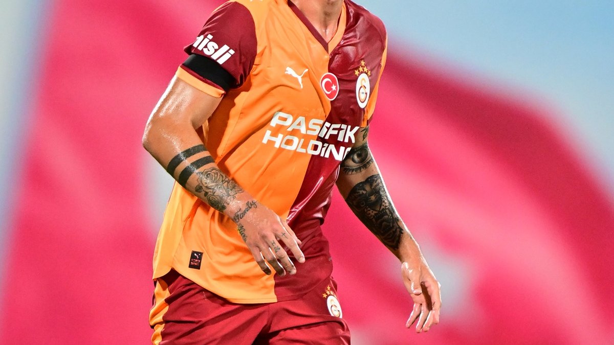 Galatasaray’da beklenen ayrılık gerçekleşiyor! Transferi resmen duyurdular