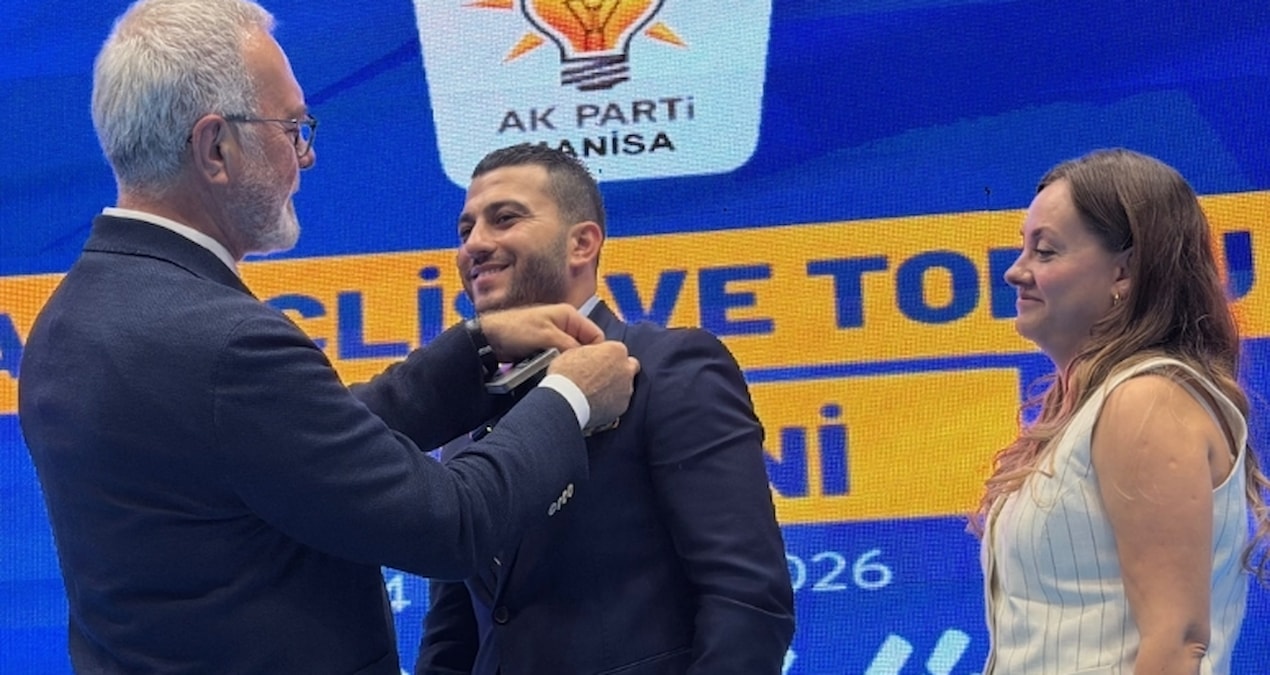 İYİ Parti’nin belediye başkan adayıydı; AKP’ye katıldı