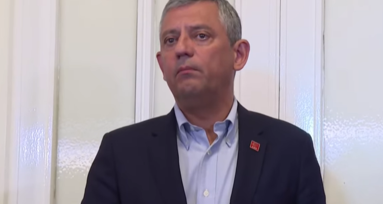 Özgür Özel’i duygulandıran anlar… Sesi titredi, gözleri doldu