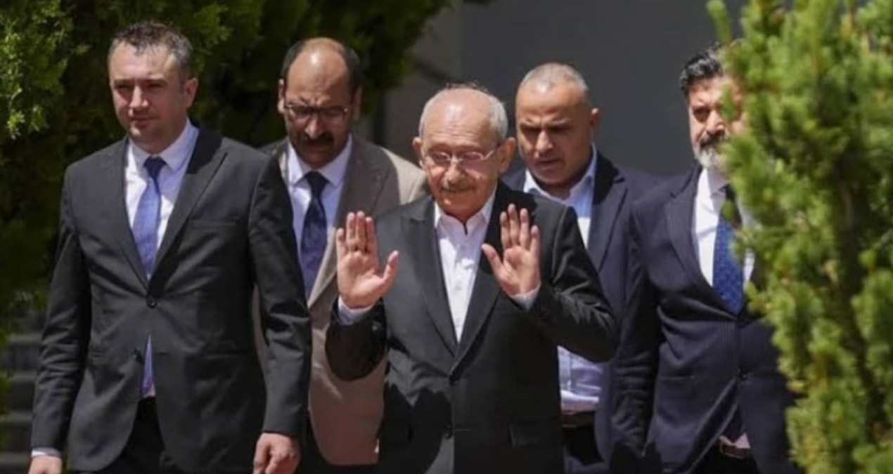 CHP’de kalanlar birbirine düştü: ‘Partiyi özel mülkü gibi görüyorlar’