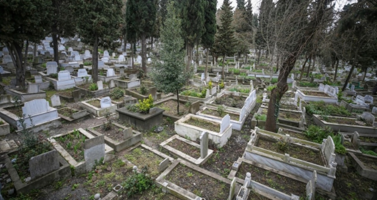 Mezar fiyatları üçe katlandı