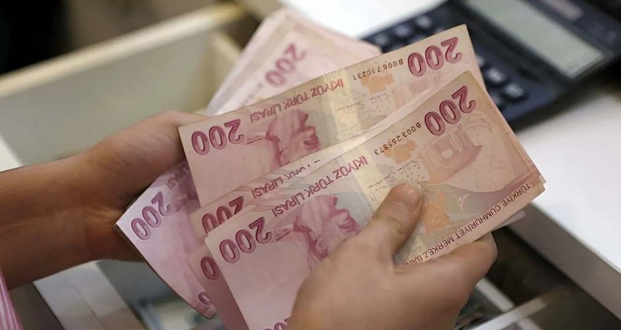 Memur ve emeklinin dört gözle beklediği zamda masada iki senaryo var