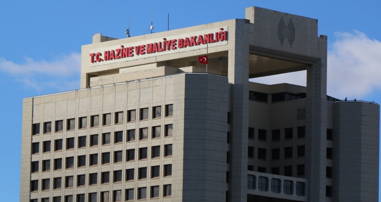 Paramız itibarin faizine gidiyor